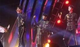 tfboys四周年演唱视频在线观看,TFBOYS四周年演唱会精彩瞬间回顾